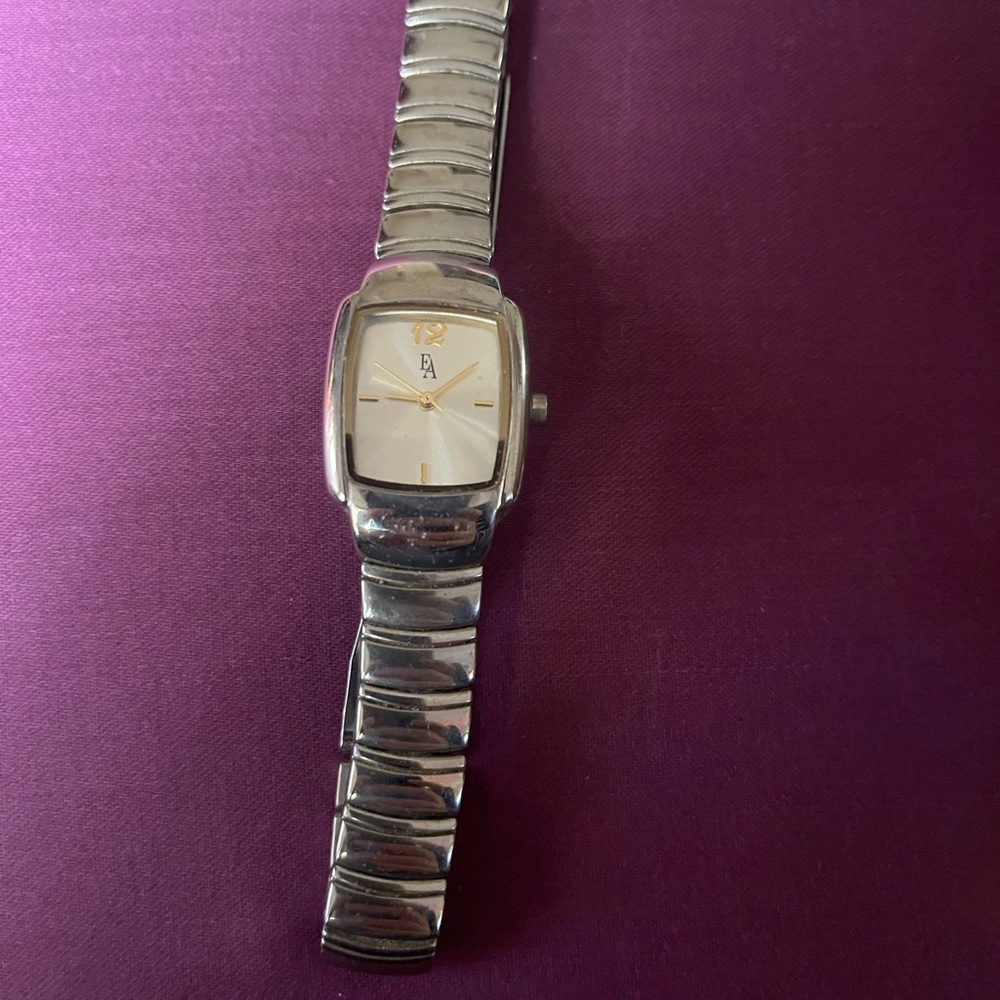 Vintage Women’s EA Watch